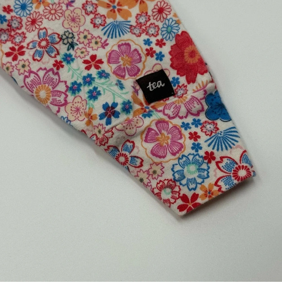 Tea Collection Baby Floral Ruffle Shoulder Romper 9-12 months w/ Cuffs Red Blue - Picture 5 of 8